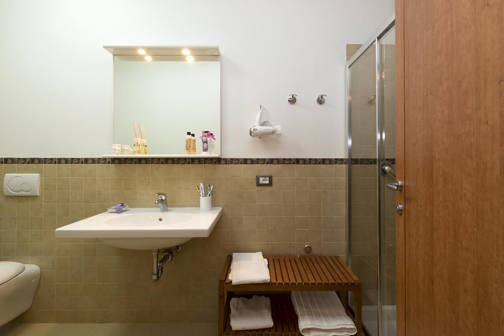 Double Room Private External Bathroom